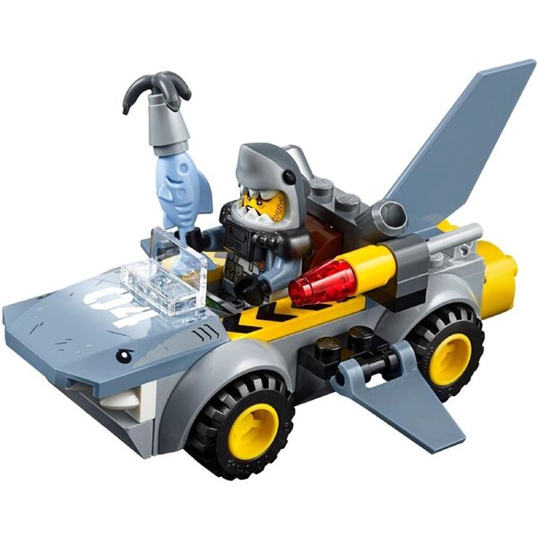 LEGO 10739 NINJAGO Shark Attack: Kai & Lloyd vs. Great White