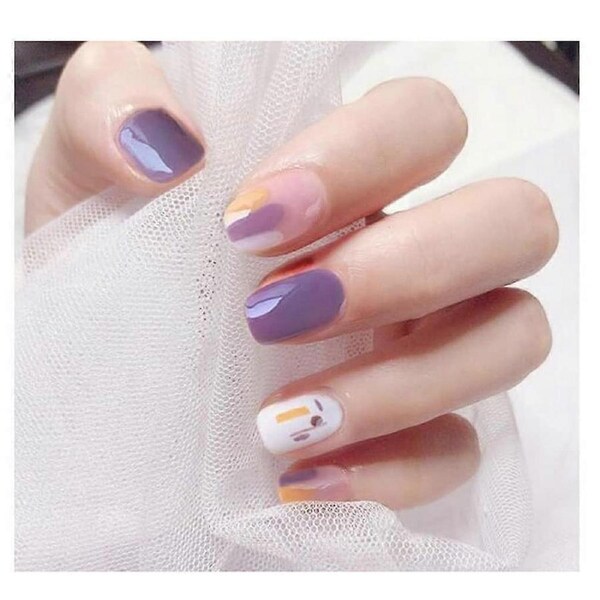 Press On Nails Self Adhesive Artificial Nail Tips ABS Custom Fit Sizes for Home and Salon Use