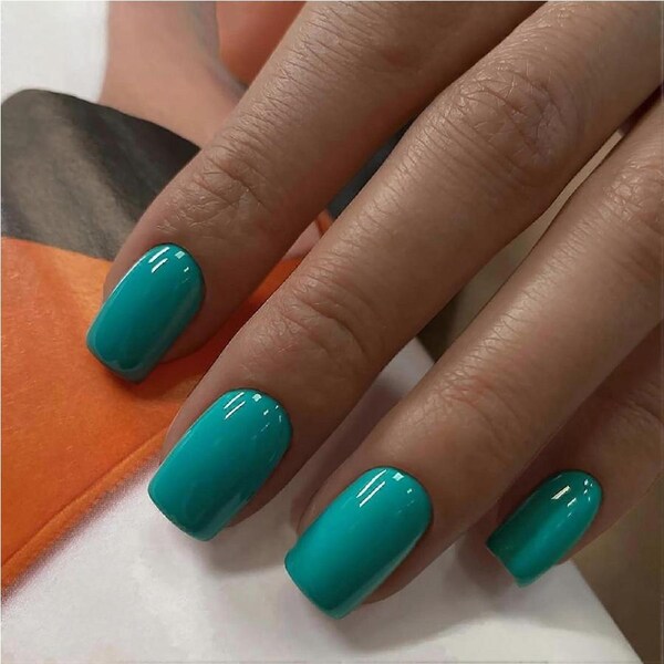 Green Short Square Press on Nails Fake Acrylic Glossy Durable Reusable Full Cover for Women
