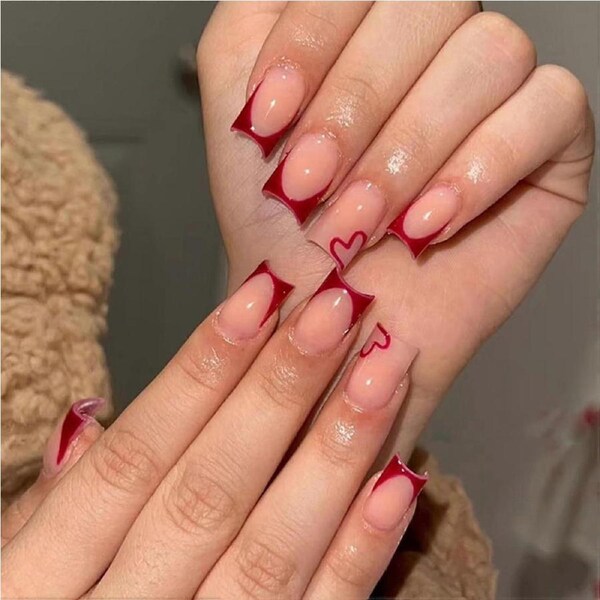 French Tip Press On Nails with Heart Designs, Short Nude Pink Square Fake Nails Set with Glue and Tabs