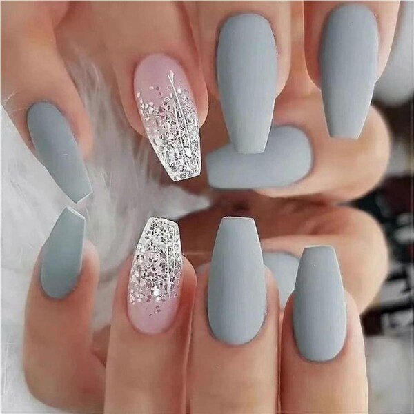 Short Coffin Press On Nails with Matte Shimmery Finish, Reusable Glue On Fake Nails 24pcs