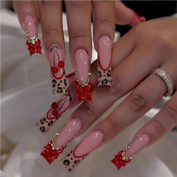 Long Square Press on Nails Glossy Red with Rhinestones Reusable Full Cover Fake Nails for Women 24pcs