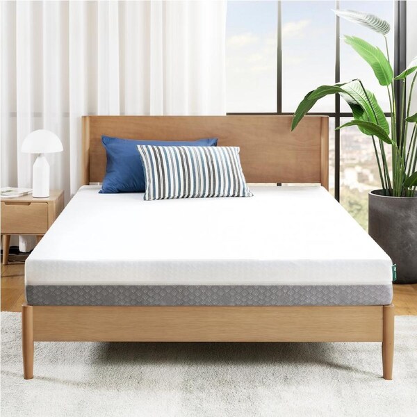 Zinus 18cm Memory Foam Mattress, Flippable, Medium & Firm Comfort, Two-Sided Double