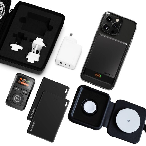 Cygnett Deluxe Travel Bundle Voyager