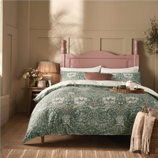 William Morris At Home Honeysuckle & Tulip Quilt Cover Set - Super King