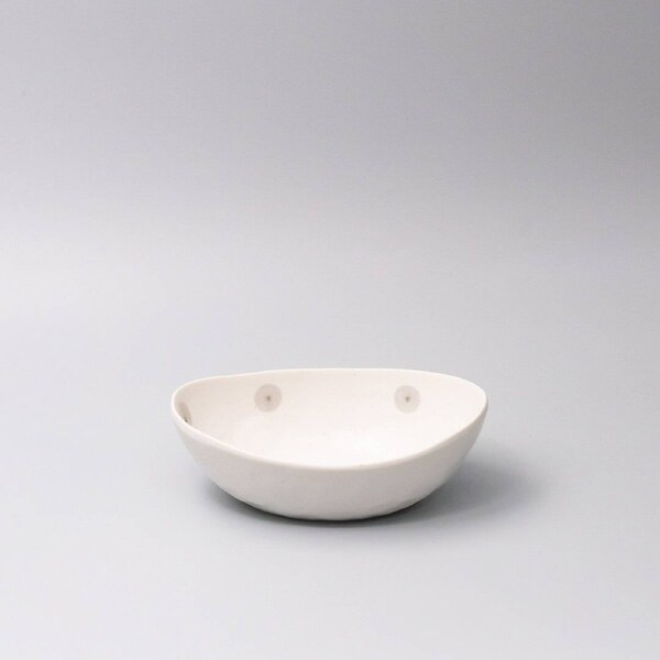 Oval Bowl 20cm White with Grey Dots Design Microwave Dishwasher Safe