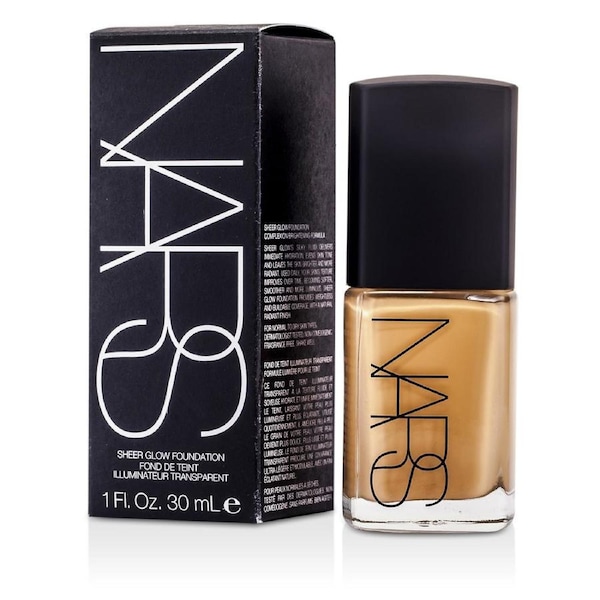 NARS Sheer Glow Foundation - Fiji (Light 5) 30ml/1oz Fiji (Light 5) / 30ml/1oz