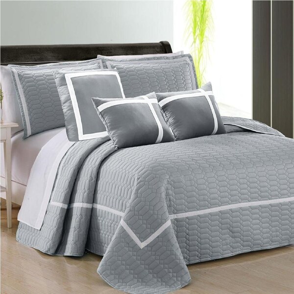 6 Piece Two-Tone Embossed Comforter Set Silver / King