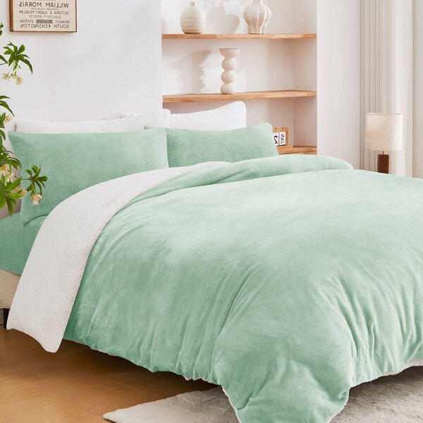 LINENOVA Luxurious Warm Teddy Fleece Sherpa Quilt Cover Duvet Cover Pillowcases Set,Fluffy,Comfort For Cold Winter Night Queen / Sage Green
