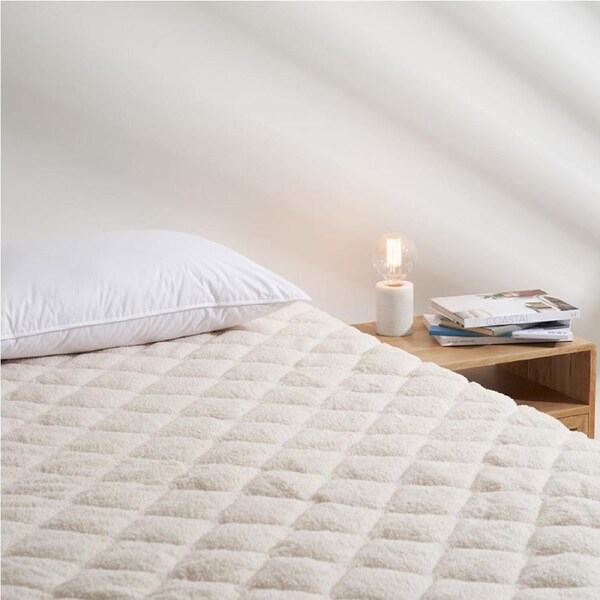 Sheraton Luxury Teddy Mattress Topper Ivory Super King