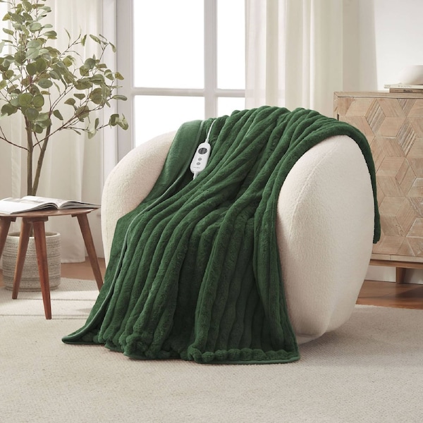 Dreamaker Chunky Embossed Fleece Heated Throw Emerald Green 130x160cm