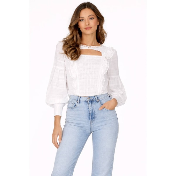 Isabel Top - White Boho Ruffle Elegance White / M