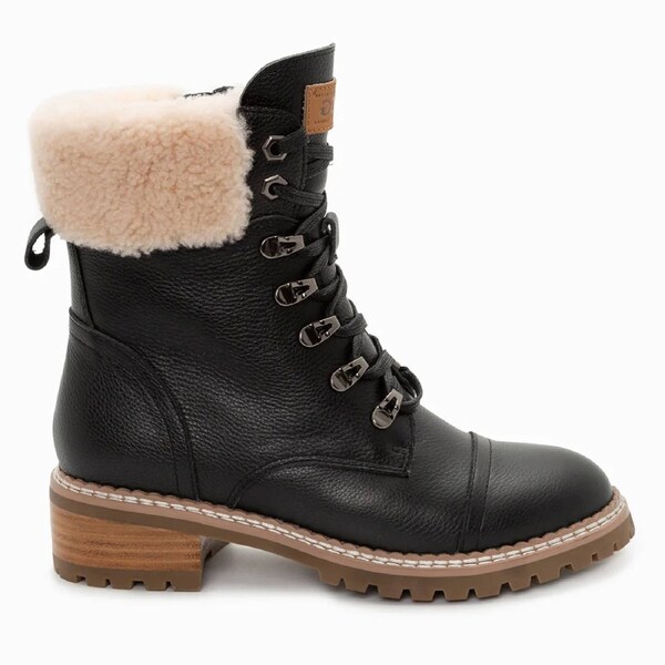 UGG Lyric Lace Up Leather Boots Black / US WOMEN 7 / US MEN 6 / AU LADIES 7 / AU MEN 5 / EU 37 / UK 5