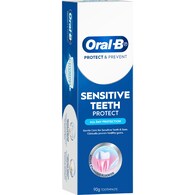 Oral-B Sensitivity & Gum Care All Day Protection Clean Toothpaste