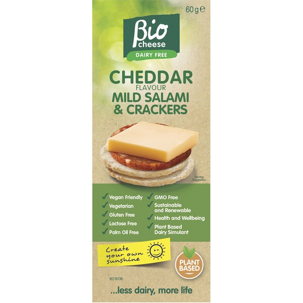 Bio Cheese Cheddar Flavour Mild Salami & Crackers 60g