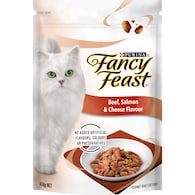 Fancy Feast Adult Beef Salmon & Cheese Flavour Dry Cat Food
