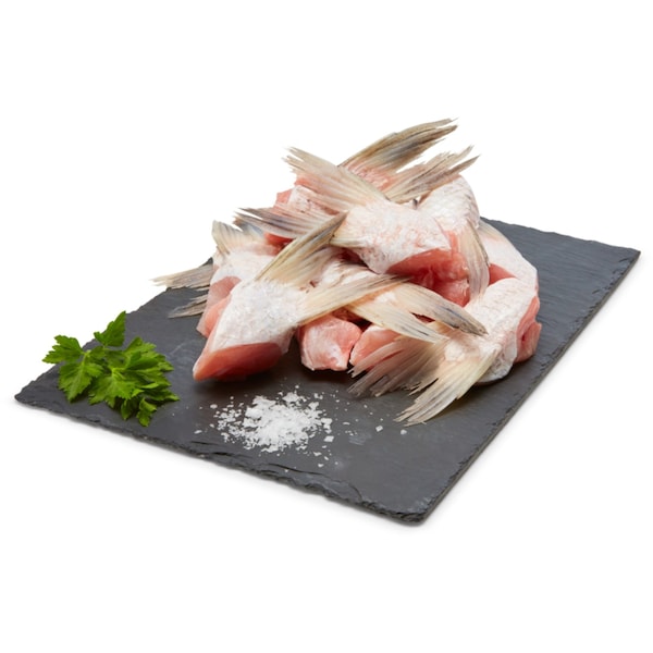 Fresh Saddletail Snapper Heads per 100g