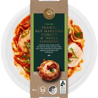 Signature Collection King Prawn & Tomato Linguine