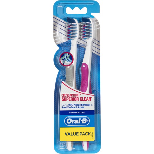 Oral-B Health Crossaction Superior Clean Medium Toothbrush 2 pack
