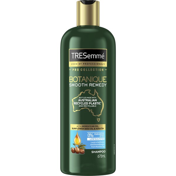 TRESemme Shampoo Botanique Smooth Remedy 675mL