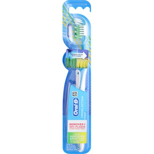 Oral B Toothbrush Cross Action With Indicator Bristle