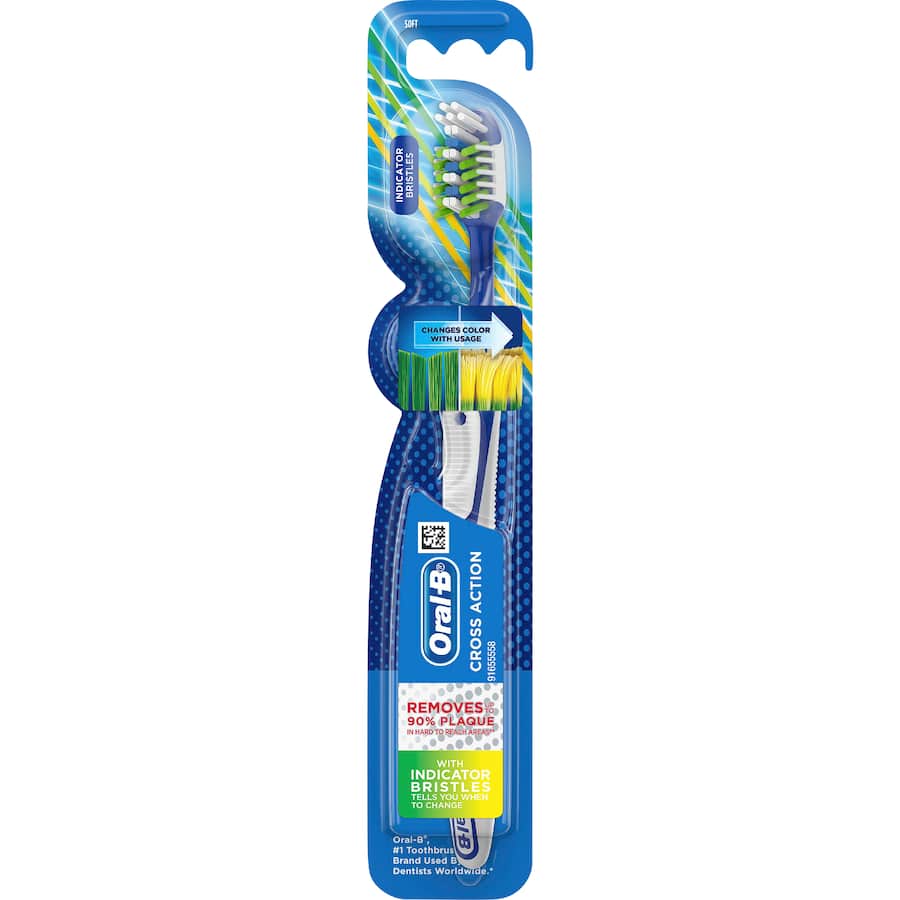 Oral B Toothbrush Cross Action With Indicator Bristle