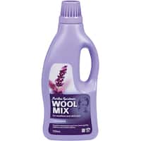 Martha Gardener Woolwash Lavender