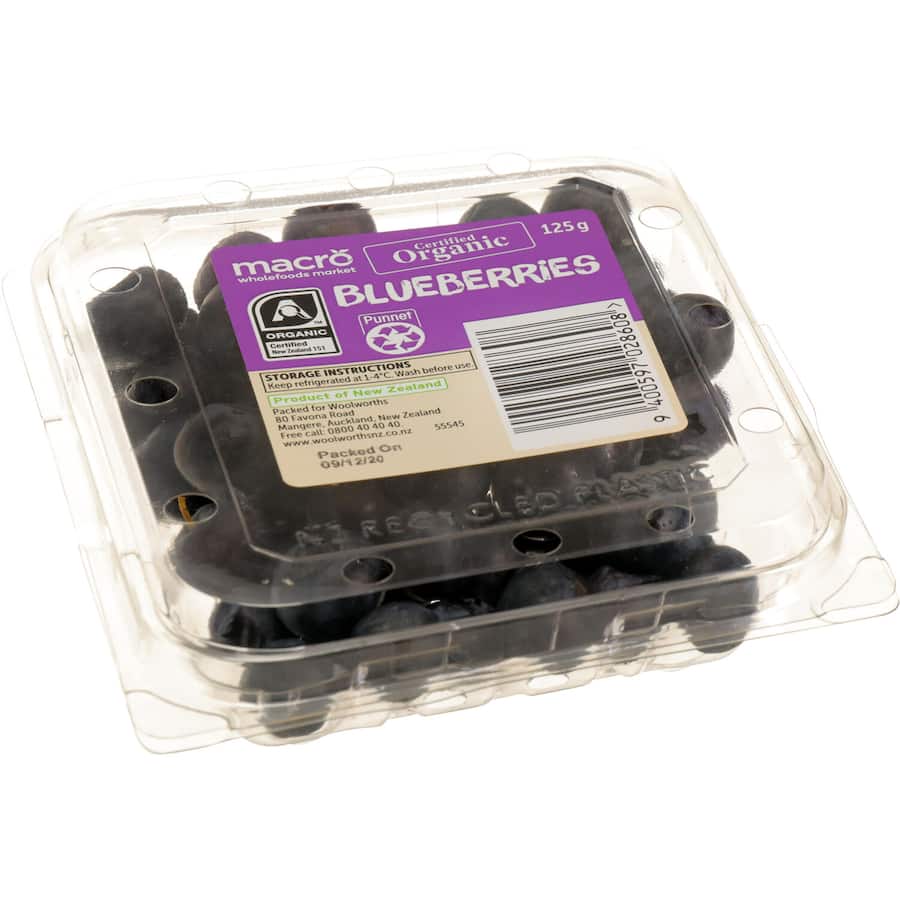 Macro Organic Fresh Fruit Blueberries