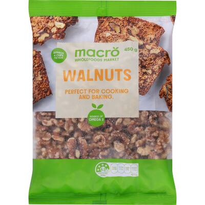 macro walnuts natural