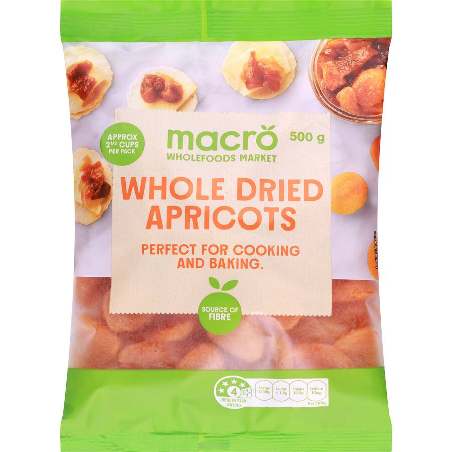 Macro Apricots Whole Dried