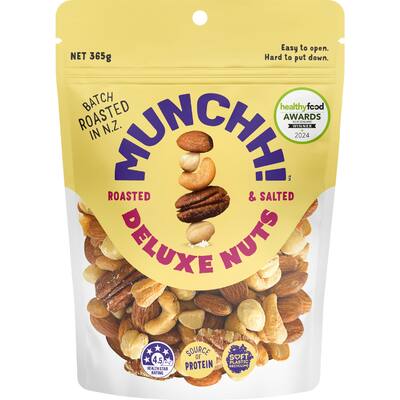 munchh deluxe nuts roasted & salted