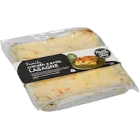 Family Chicken & Basil Lasagne